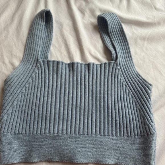 Ribbed Knit Blue Crop Top - Picture 2 of 2